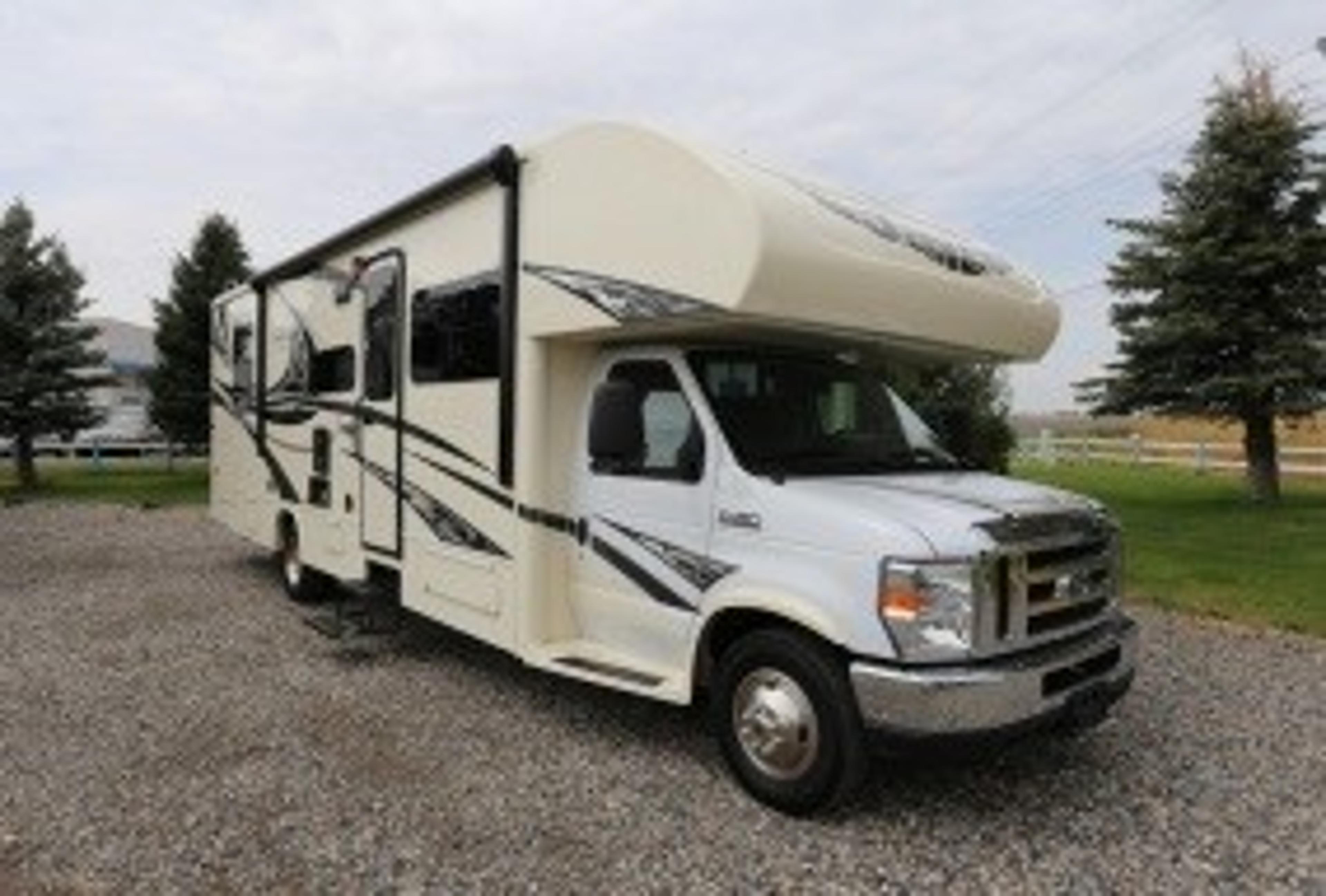 New or Used Class C RVs for Sale | RVs.com