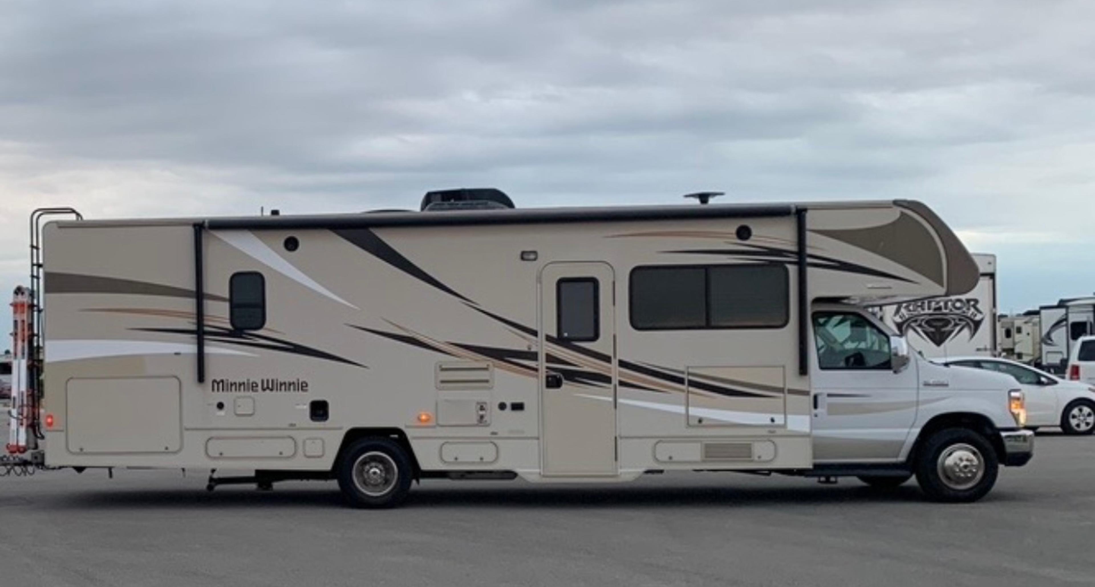 Used Class C RVs for Sale | RVs.com