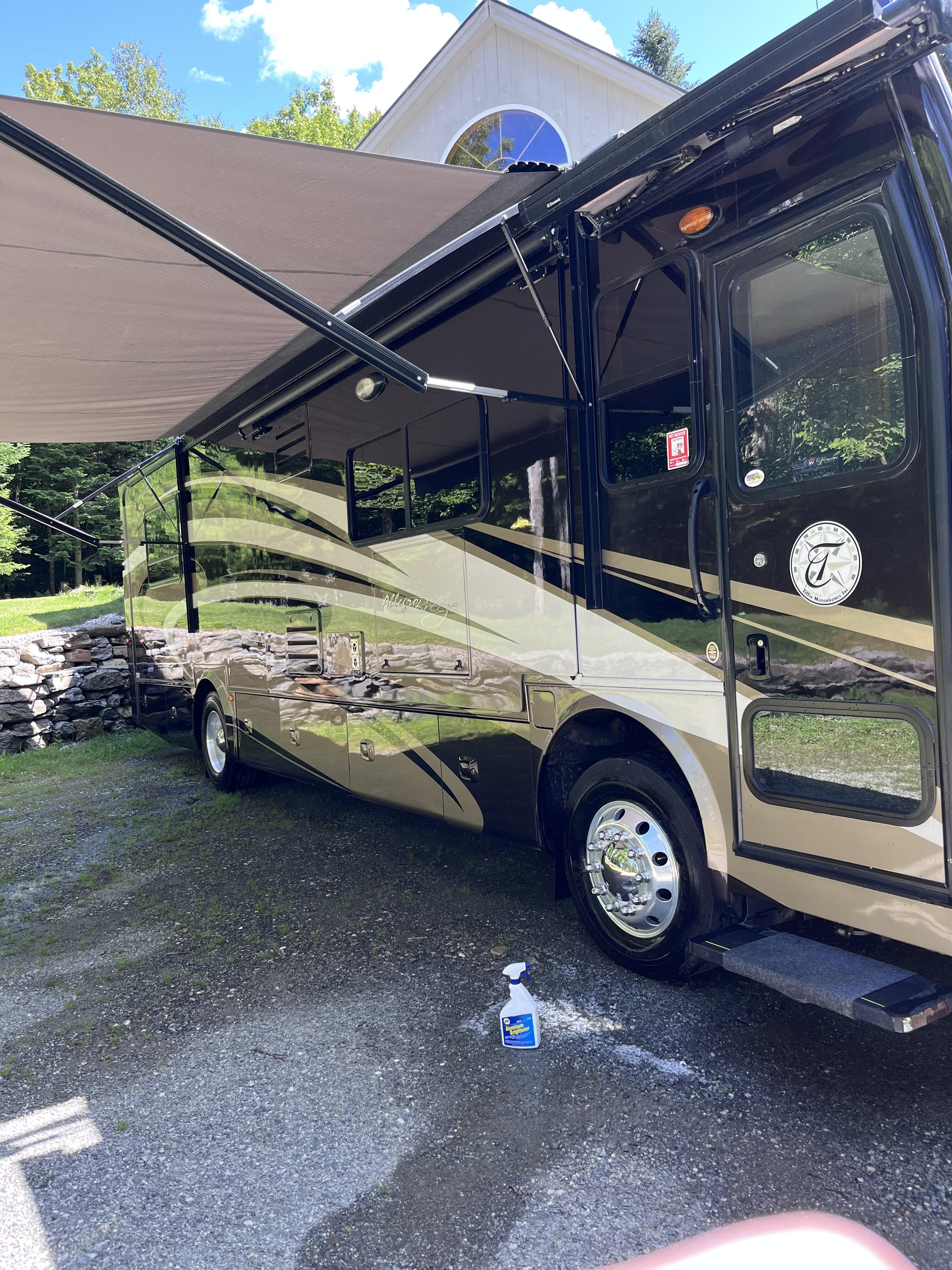 All New & Used RVs | RVs.com